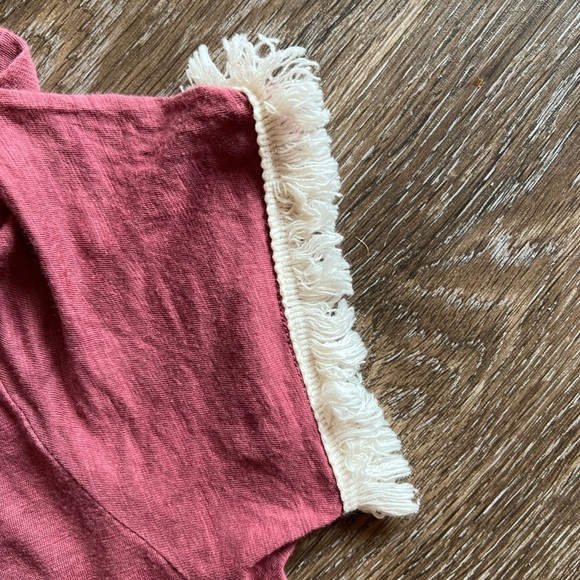 Missy Robertson fringe sleeve high-low top - Picture 5 of 5